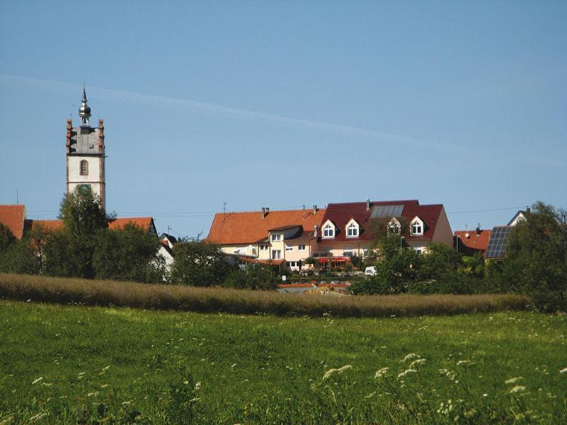 Hotel-Gasthof Sternen Winterlingen ภายนอก รูปภาพ